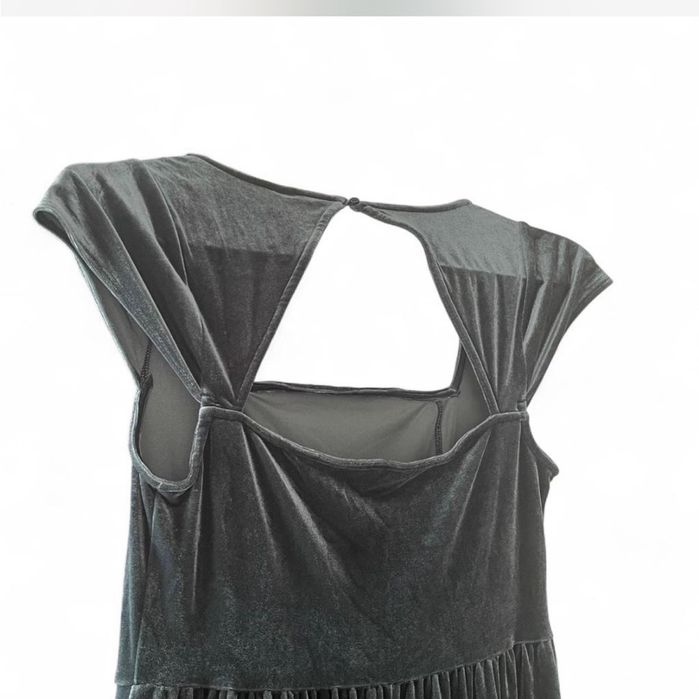 Old Navy  Green Velvet Jumpsuit - Picture 3 of 3